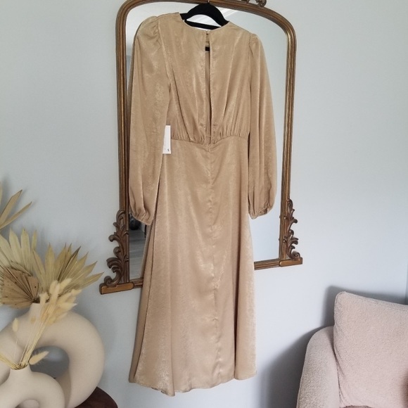 Nwts Beige cream midi dress long sleeve - Picture 5 of 7
